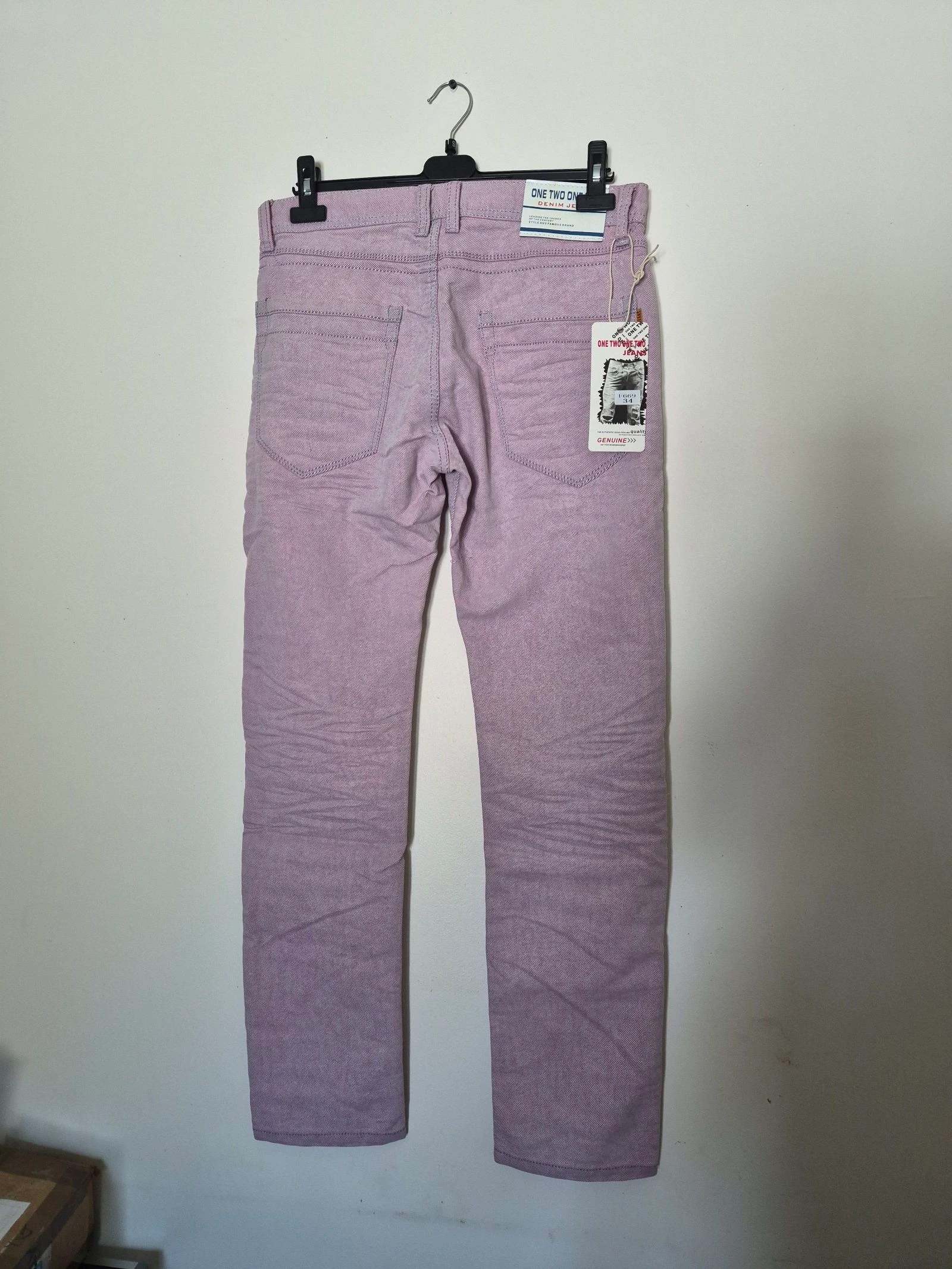 Jean – photo 2